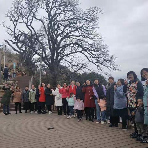 魅力女性，快乐巾帼 ——佛滩中心学校“三八妇女节”活动