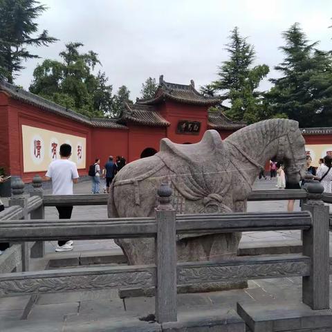 中原篇第十八日（洛邑古城，白马寺，龙门石窟）