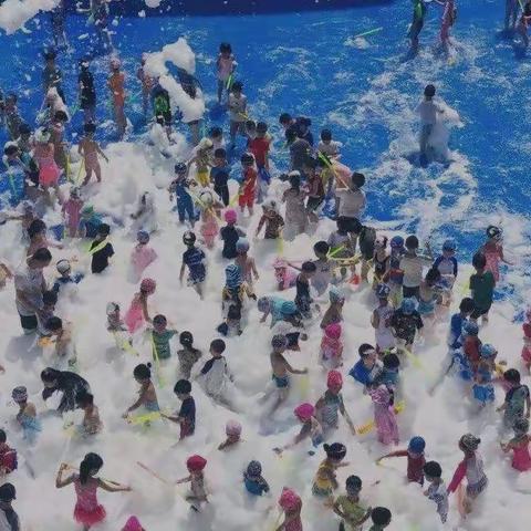 汶育民族幼儿园小四班期末汇报——泡沫之夏