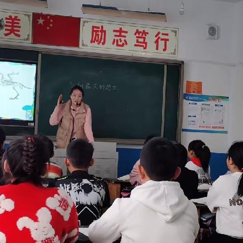 教学视导助提高 深化改革促进步