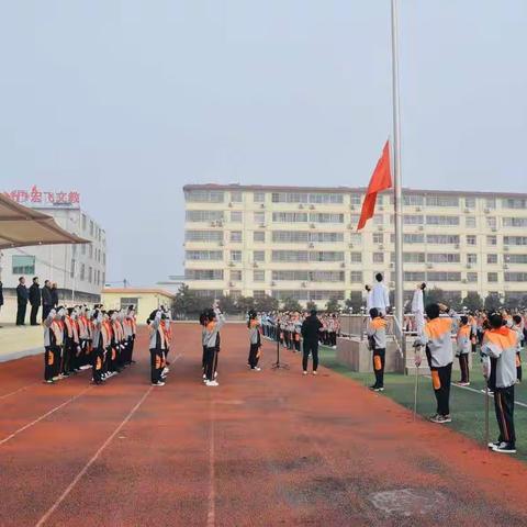 习惯养成，从致敬国旗开始