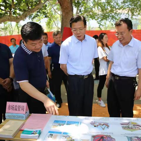 我区开展"安全生产月"主题宣传咨询日活动