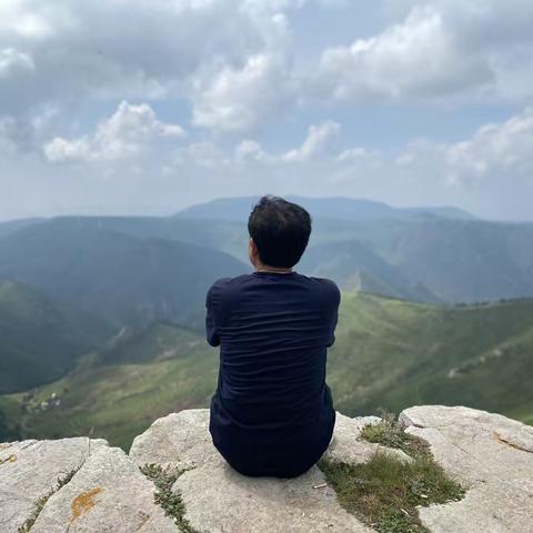 食一碗人间烟火 饮几杯人生起落                  ——甸顶山游记