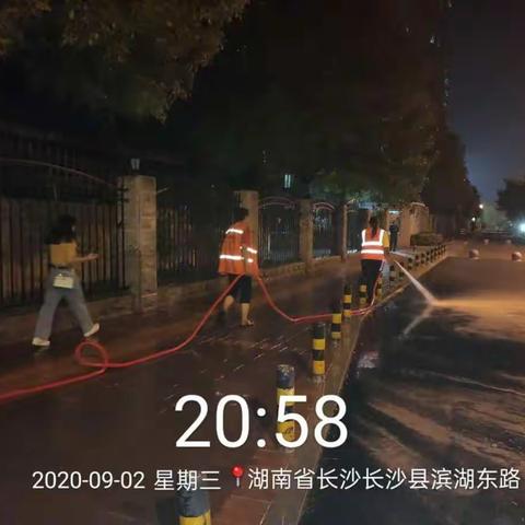 环卫“夜行侠”，提质迎创建