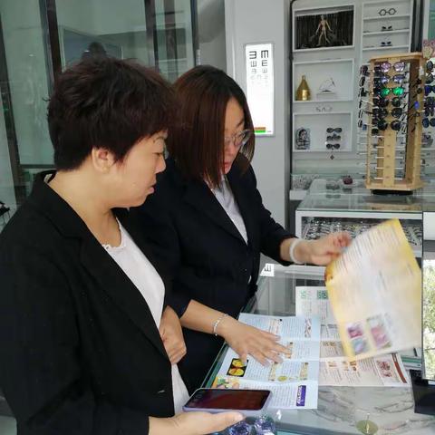 南街分社人民币知识宣传进社区活动