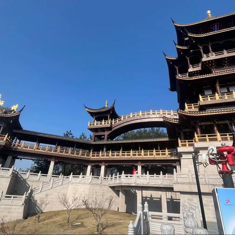 鸡鸣山、德胜岩、南山禅寺半天游