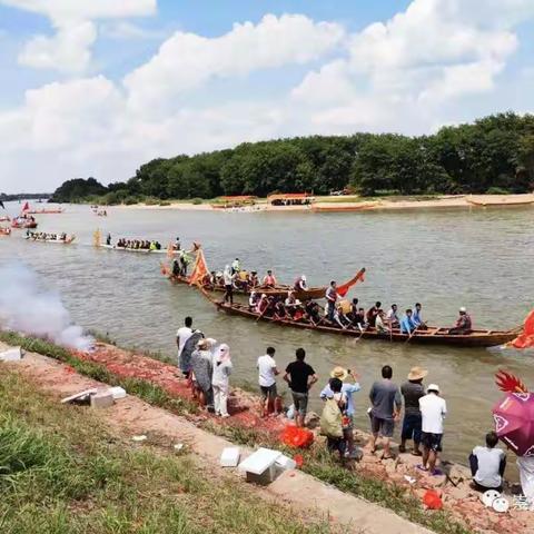 “七 . 一”建党节 ！家乡崇仁县孙坊、临川区秋溪 百艘龙舟大PK，现场人山人海 ！