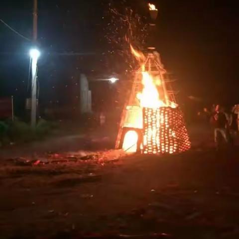 崇仁人中秋夜“烧塔仔”习俗的由来