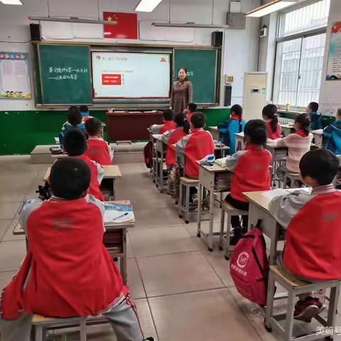 新城中心校刘张示范小学“喜迎二十大 争做好队员”建队日暨新队员入队仪式