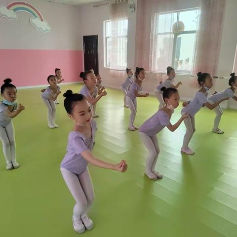 洋县臻宣艺术学校