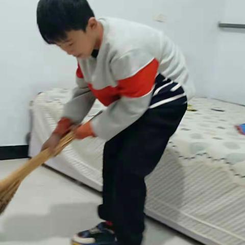 【邯郸市肥乡区肥乡镇中心校督学责任区】蔡庄小学五年级学生孝心在行动