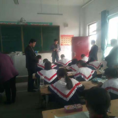 仙庄镇初级中学七八年级月考正在进行中