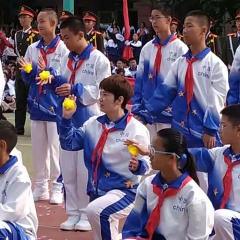 乌鲁木齐市第11中学召开第50届体育运动会（一）