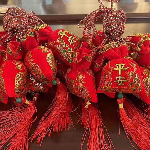 粽叶飘香 浓情端午——大朱小学传承中华文化