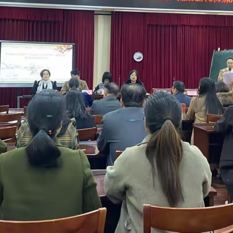 国学促教 文化兴校 ——梧州市龙圩中心小学举行市级常规课题开题论证会