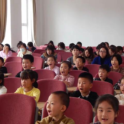 新课标 新教案 新课堂 新评价———记望花区小学低年级语文学科西片区教研活动