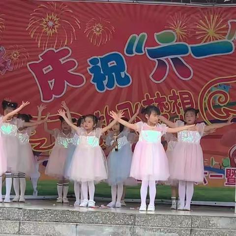 城山学校2022年庆“六一”系列活动——新队员入队仪式、表彰大会、文艺汇演