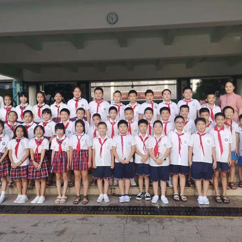 暖心家访 共助成长                       五（4）班家访记录