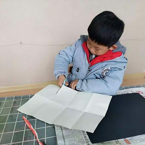 《彩色的蘑菇》