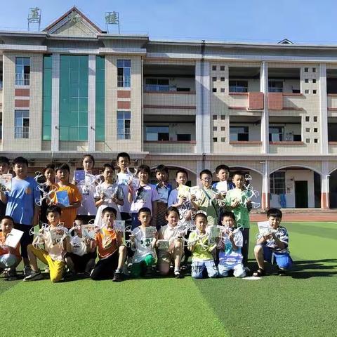 青少年活动中心九龙小学基地酷炫无人机兴趣班等你来