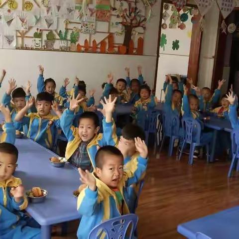 春蕾幼儿园中二班六月份活动《“疫”样开学，快乐起航》一