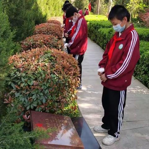 祭英烈知党恩 赓续红色血脉——西安市第四十五中学德育活动