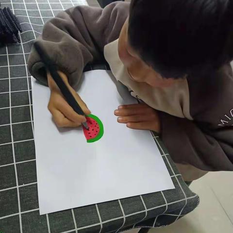 沁阳市实验幼儿园中四班线上主题活动——“停课不停学，成长不停歇”