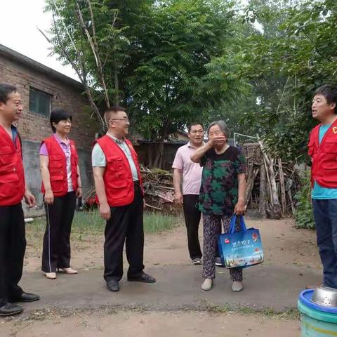 新时代文明实践 梁山河务局开展端午“粽”关情 爱心再启动活动