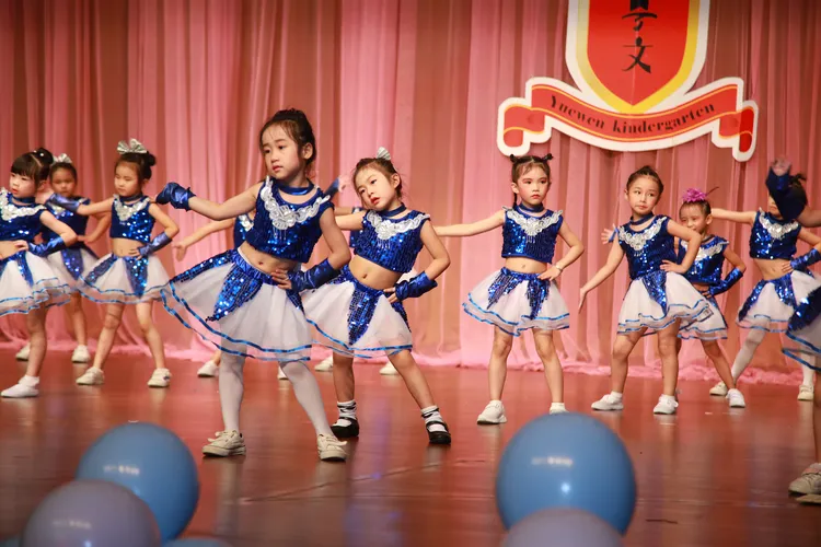 梦想从这里启航——毕业汇演