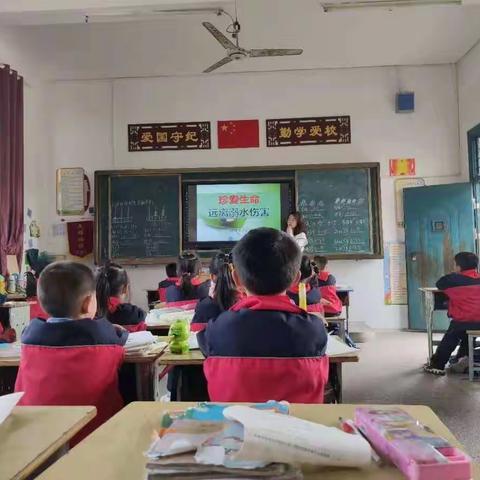 预防溺水，我们在行动——长潭小学