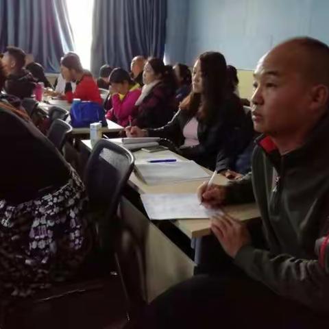 【见贤思齐】乌海市第九中学参加海勃湾区教研室送教下乡暨小学数学课堂教学观摩活动