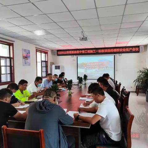 坚守岗位是对祖国最长情的告白