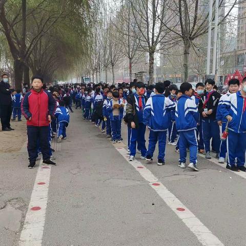 “从心开始，志愿同行”，记单县人民路小学四年级十二班，“助力平安”校园