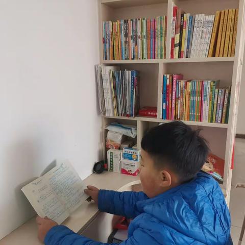 家庭读书会第二十一期，选自《自己的事情自己做》中的《小松鼠种土豆》。