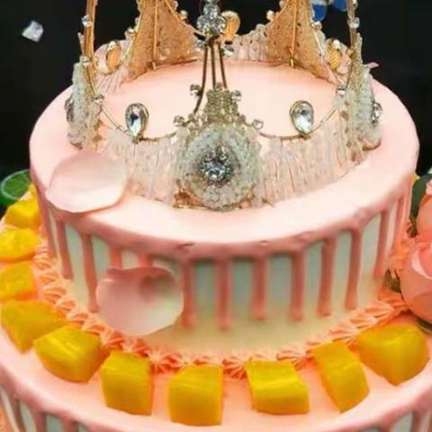 人民路小学四年级十二班“家长进课堂，携手共成长”活动——做蛋糕