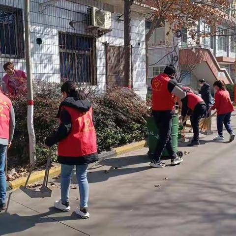 大前社区开展清洁社区道路志愿服务活动