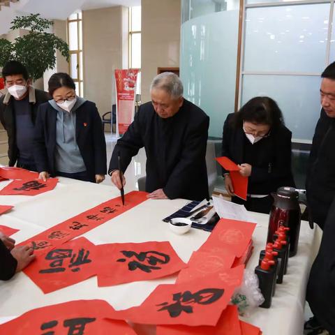 临夏分行工会开展新春送祝福活动