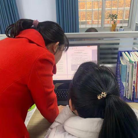 奋起飞翔  路在脚下——团结协作，冲刺期中！