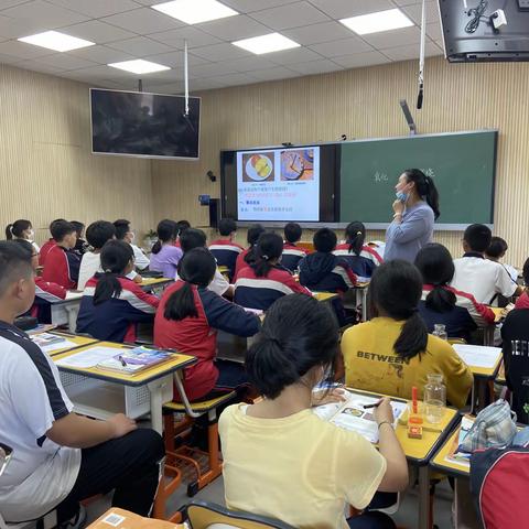 一课多磨齐助力，静待花开共成长——记东方学校初中科学教研活动