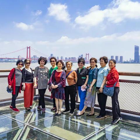 杨泗港都市T台游录