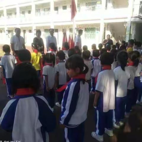 横河天行小学“三全育人"2019年一年级入队仪式