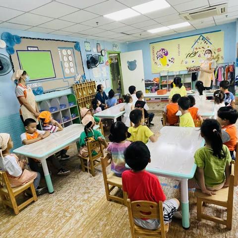 又是一年月圆时，在这个丰收的季节，我们迎来了中国传统节日——中秋节。