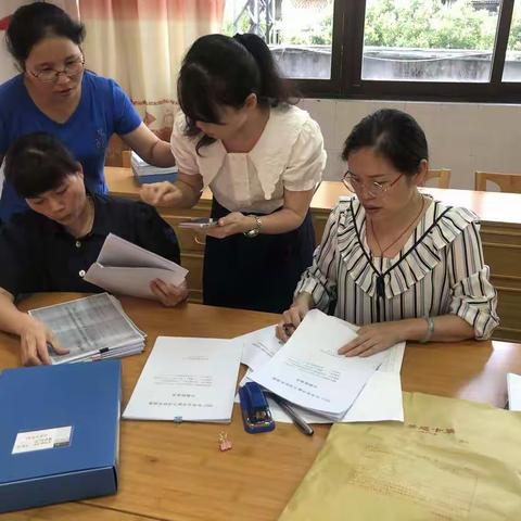 过程监督保质量  中期检查促成长一一实验小学喜迎课题中期检查