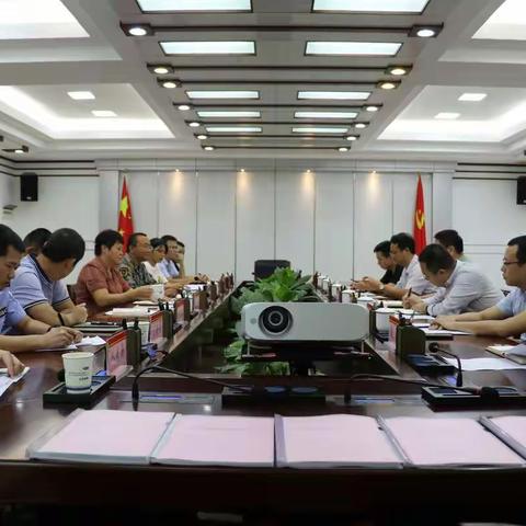 省军区工作组到陵水开展征兵工作调研