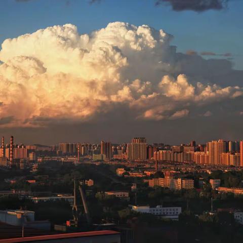 白露收残暑，清风衬晚霞。