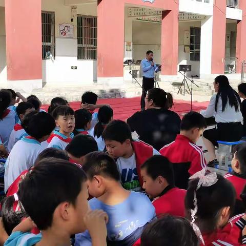 清丰县巩营乡丁家中心小学爱国主义诗歌诵读活动