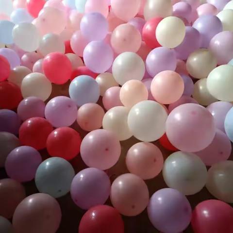 江苴幼儿园开展美好“食”光，“味”你而来——亲情陪伴，欢度六一主题活动