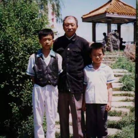 又是一年清明季，我想念父母
