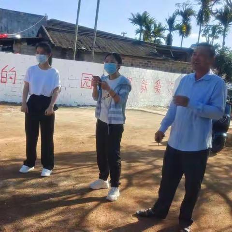英州镇委林焕萍委员深入田仔村了解基督教堂违建扩建情况