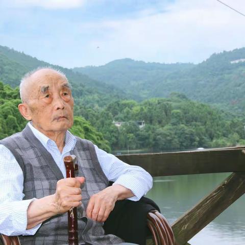 端午情怀:老岳父98岁生日记